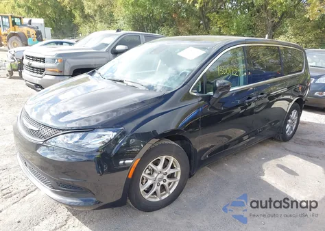 2023 Chrysler Voyager Lx z USA, uszkodzony, nr VIN 2C4RC1CG4PR525303